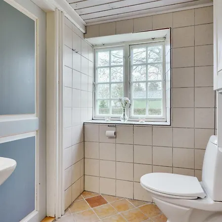 Ilsa - 9-8km From The Sea By Interhome *