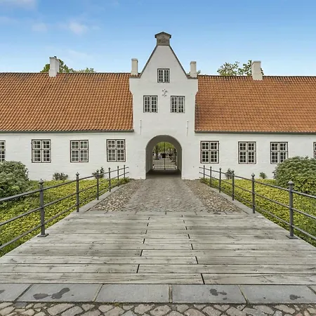 Ilsa - 9-8km From The Sea By Interhome * Tønder