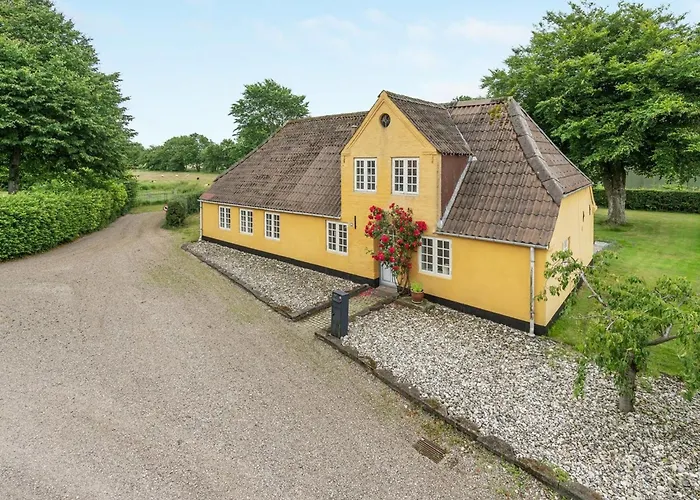 Ilsa - 9-8km From The Sea By Interhome Сasa de vacaciones